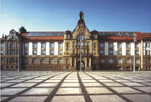 Photo of Kunstasammlungen Chemnitz from Janet Biggs website - www.jbiggs.com